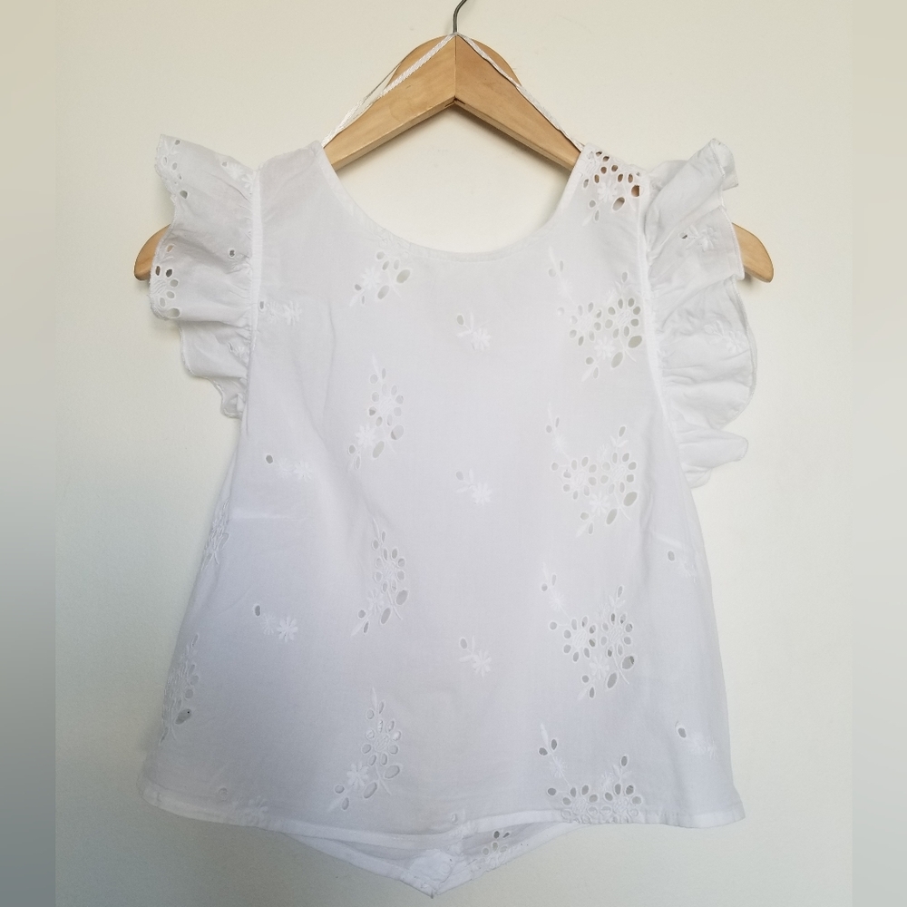 Zara Tank Blouse Women M Cream Eyelet Crew Neck Button Sleeveless Top